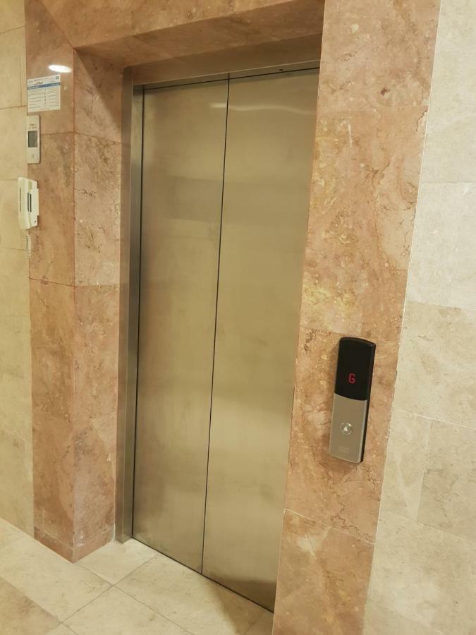 サラーラAl Noor Plazaアパートメント エクステリア 写真